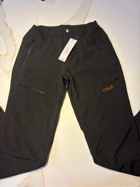NWT Roue Fleece Lined Softshell Hiking Pants Men’s XL Black Outdoor Zip Pocket